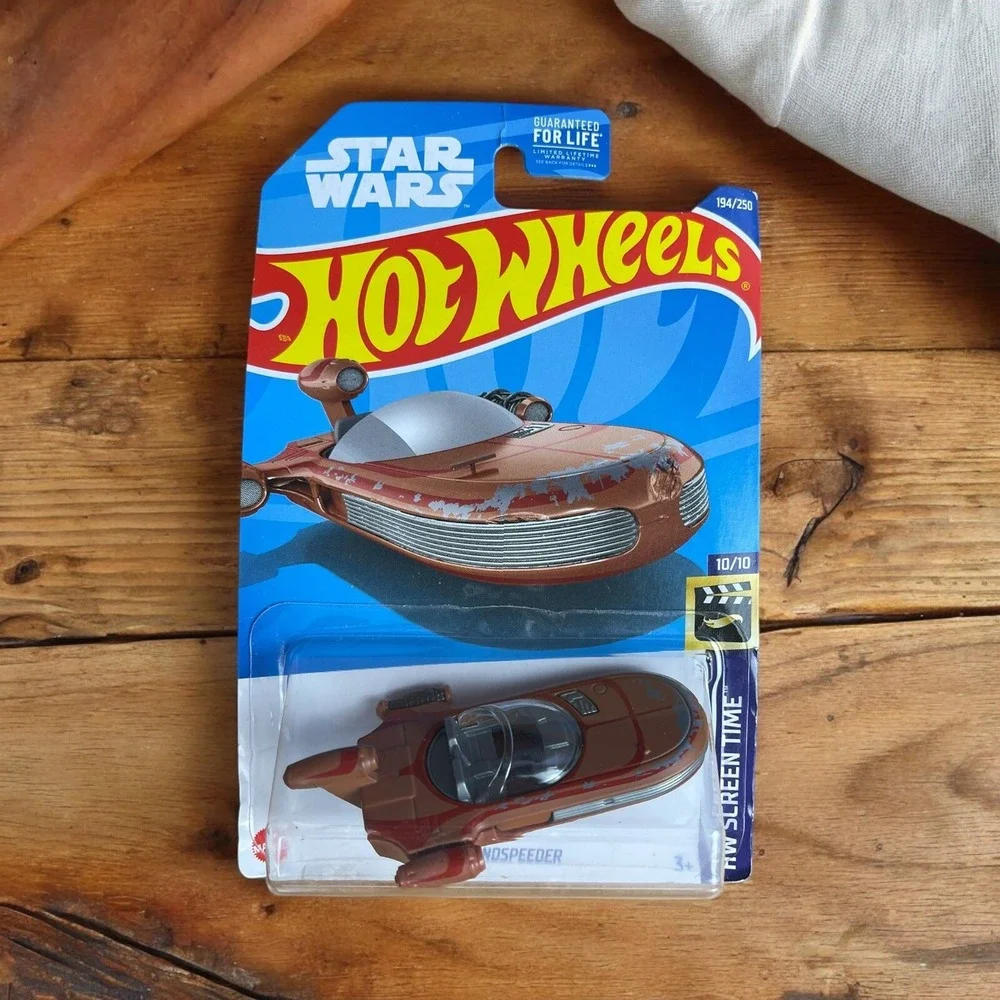 Star Wars Hot Wheels HW Screen Time X-34 Landspeeder Diecast